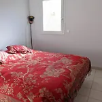Διαμέρισμα T3 Climatise Rdc Avec Terrasse, Parking, Proche Activites - - Fr-1-797-30 Port-la-Nouvelle