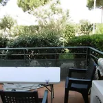 T3 Climatise Rdc Avec Terrasse, Parking, Proche Activites - - Fr-1-797-30